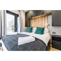 Applegrove Country Park - Scarborough Lodge Break with Prosecco & Chocolates - For 2 or 4