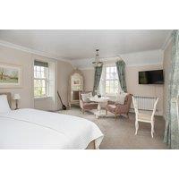 4* Ring of Kerry B&B Stay with Wine, Breakfast, Early Check-In & Late Checkout