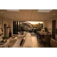 Luxury Penthouse Apartment Stay for up to 6 People - Stay 1 or 2 Nights - Nantwich Centre